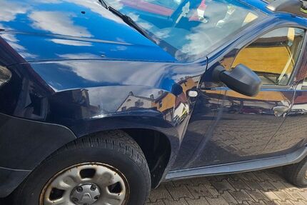 Dacia Duster 182.000 km 4.200 &euro; Eisenberg 67304