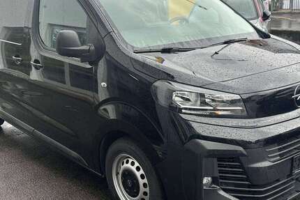 Opel Vivaro 24.300 km 24.900 &euro; Thanstein 92554