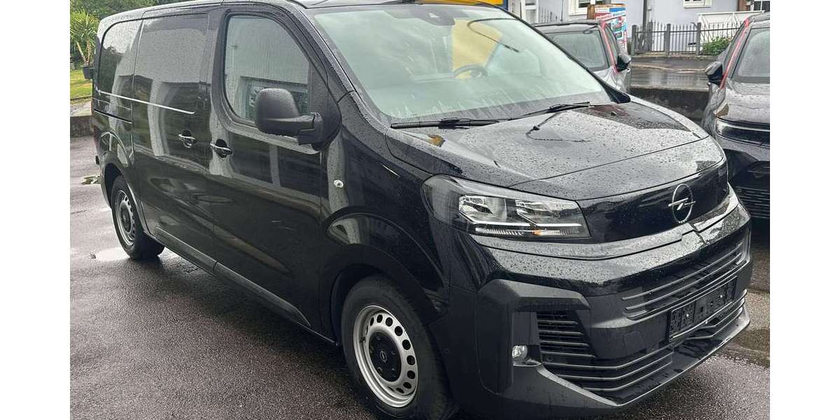Opel Vivaro 24.300 km 24.900 &euro; Thanstein 92554