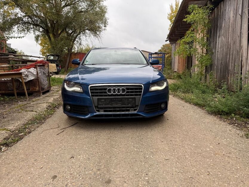 Audi A4 301.000 km 5.800 € Regensburg 93051