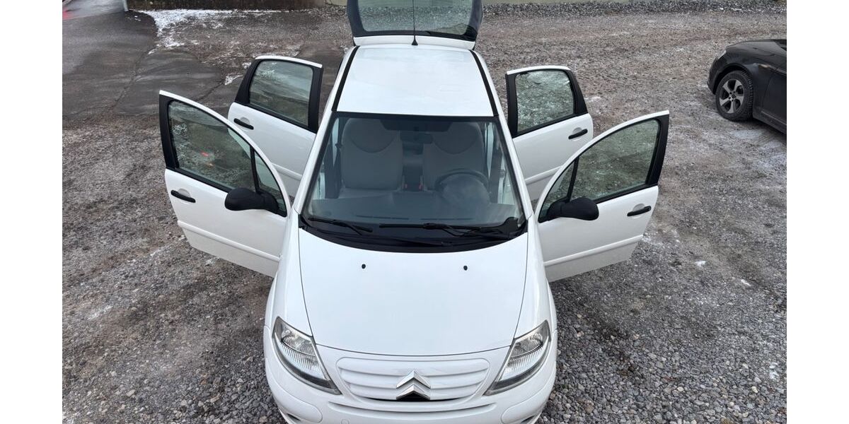 Citroen C3 145.176 km 2.990 &euro; Böblingen 71032