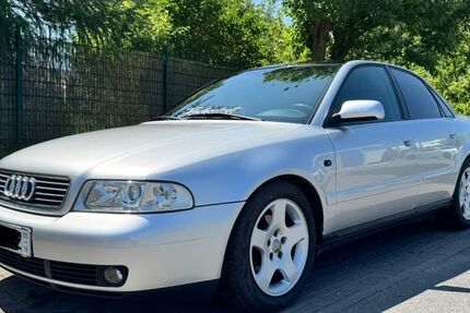 Audi A4 323.150 km 3.500 &euro; Ilmenau 98693
