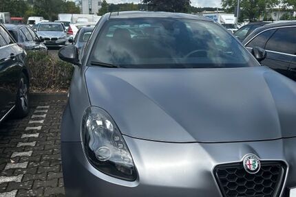 Alfa Romeo Giulietta 120.500 km 13.500 &euro; Leutasch 06105