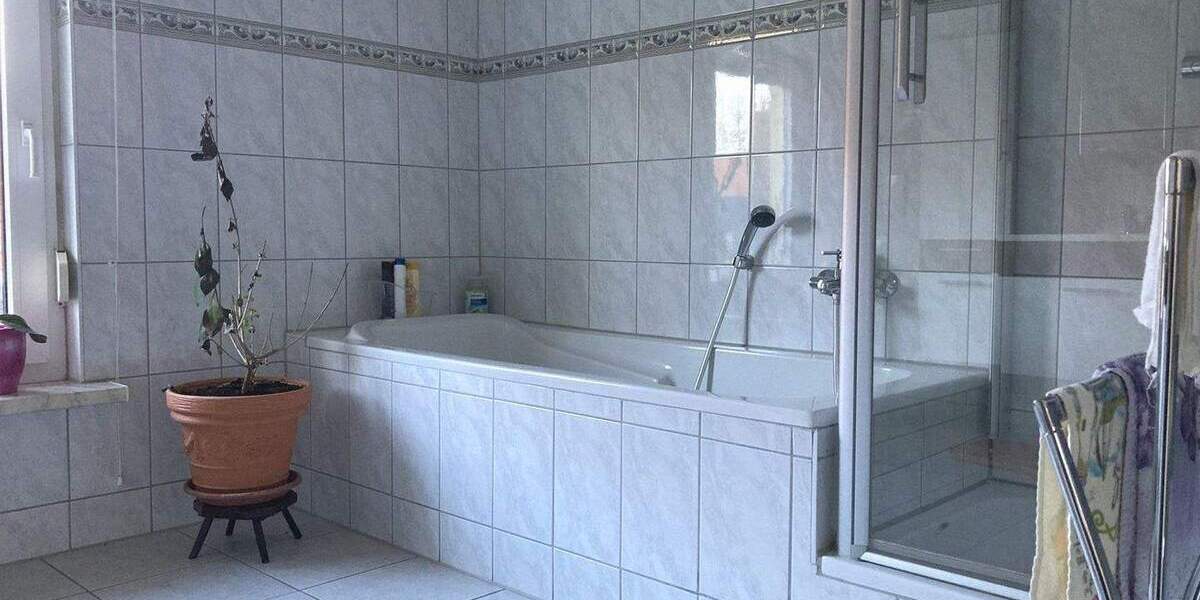 Einfamilienhaus Sangerhausen Breitenbach - 6 Zimmer, 160 m&sup2;, 249.000&euro; | Angebot:25744044