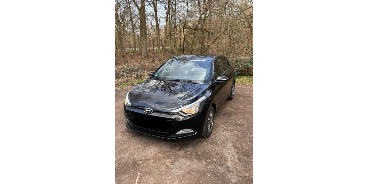Hyundai i20 135.000 km 7.800 &euro; Biebergemünd 63599