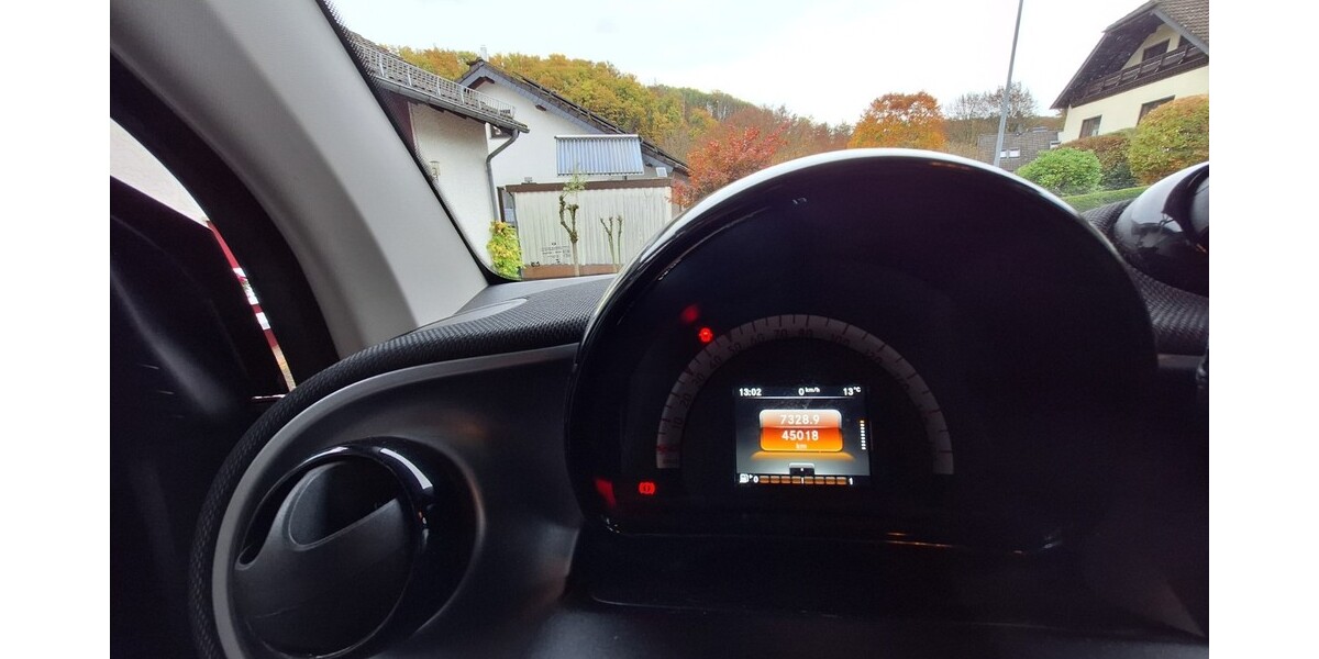 Smart Fortwo Cabrio 45.200 km 10.500 € Isenburg 56269