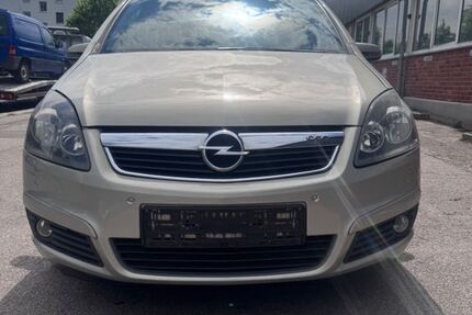 Opel Zafira 210.574 km 3.690 &euro; Hamburg 20537