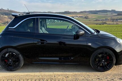 Opel Adam 97.892 km 10.599 &euro; Neuenrade 58809