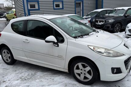Peugeot 207 180.000 km 2.222 &euro; Detmold 32758