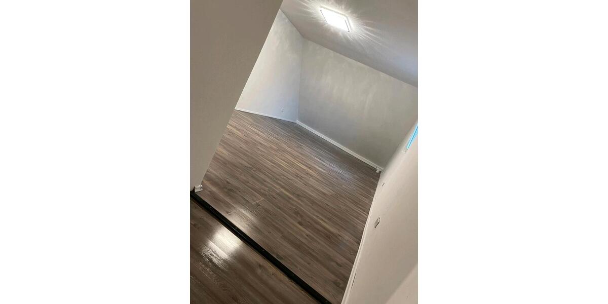 Etagenwohnung Buchen (Odenwald) - 7 Zimmer, 110 m&sup2;, 199.000&euro; | Angebot:26762296