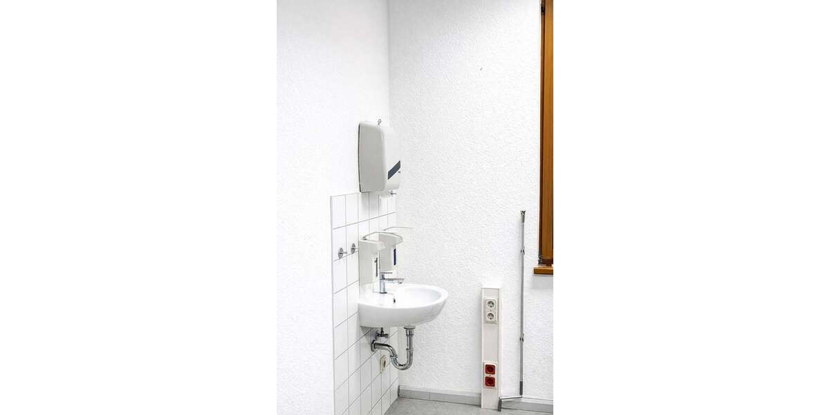 Ihre neuen Praxisräume in zentraler Lage von Lübben (Spreewald)! - Gewerbeobjekt Lübben | Angebot:27330485