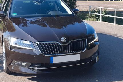 Skoda Superb 116.000 km 15.900 &euro; Winsen (Aller) 29308