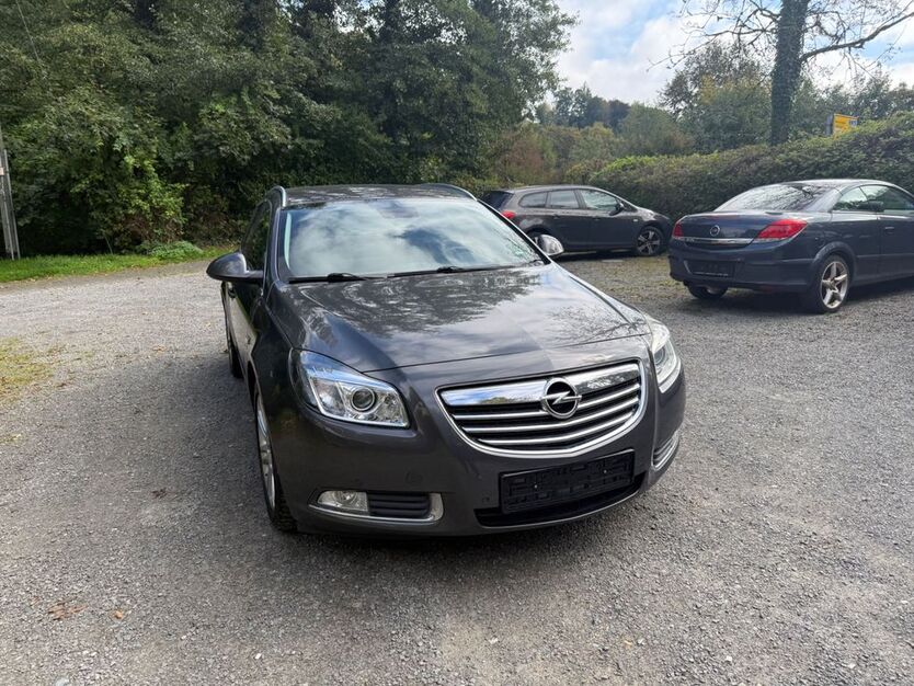 Opel Insignia 215.000 km 4.200 € Gummersbach 51645