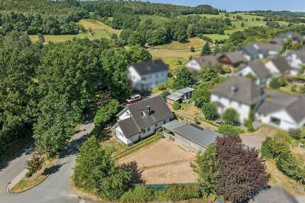 Haus Olpe - 4 Zimmer, 102 m&sup2;, 349.000&euro; | Angebot:27132291