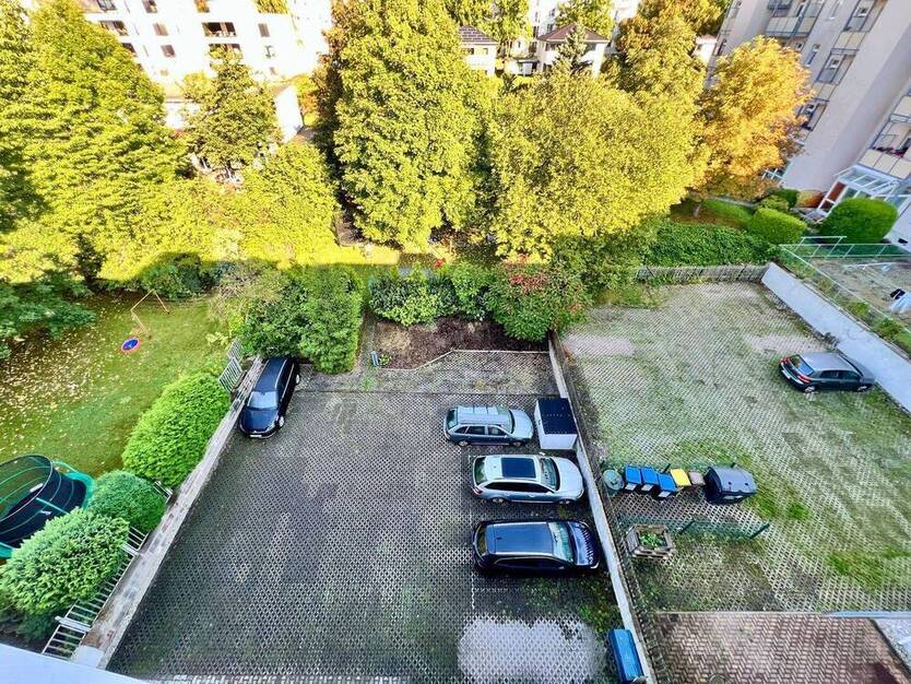 Exklusive 3-Raum Maisonette-Dachgeschoßwohnung im beliebten Gebiet Schloßchemnitz