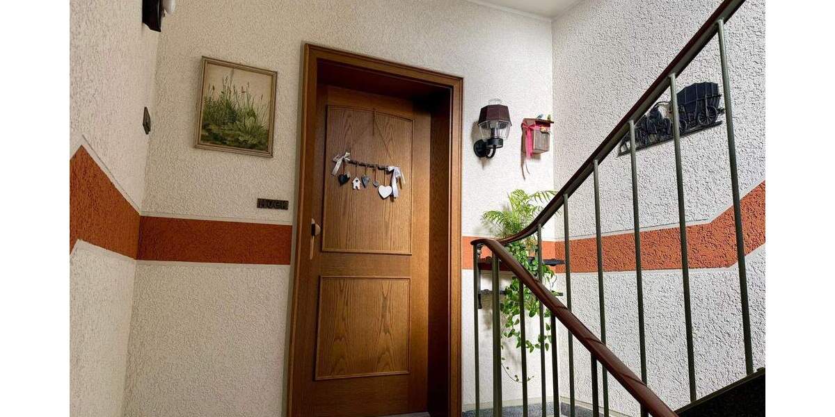 Etagenwohnung Witten Mitte - 3 Zimmer, 103 m&sup2;, 695&euro; | Angebot:25139981