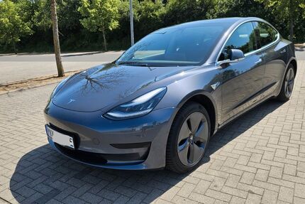 Tesla Model 3 86.000 km 22.000 &euro; Langenselbold 63505