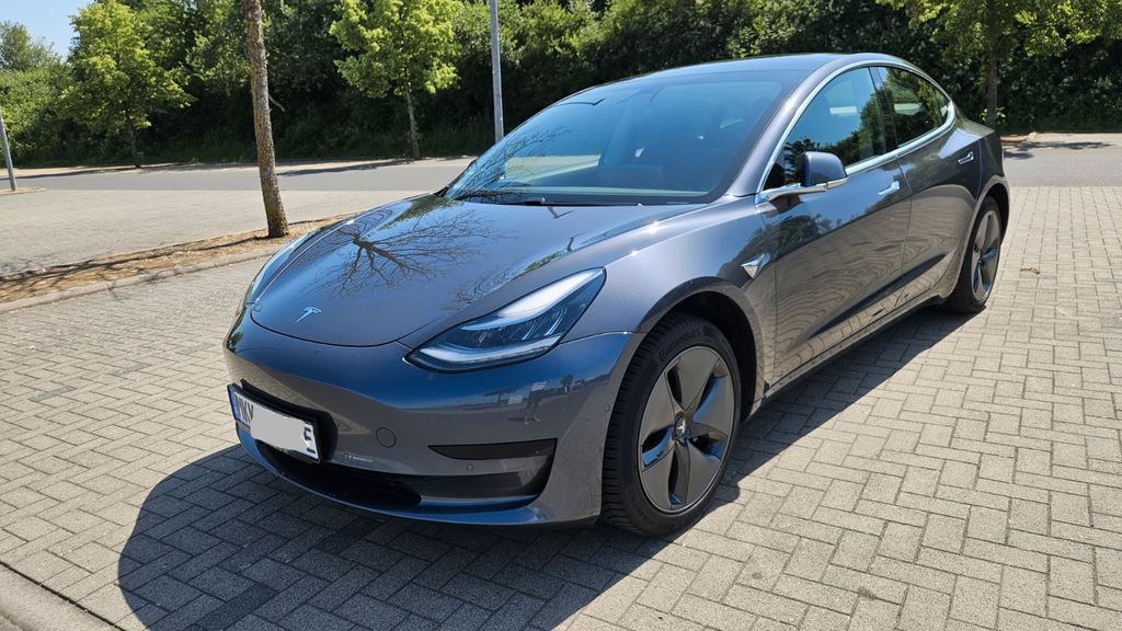 Tesla Model 3 86.000 km 22.000 &euro; Langenselbold 63505