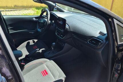 Ford Fiesta 17.600 km 19.500 &euro; Schwäbisch Gmünd 73527
