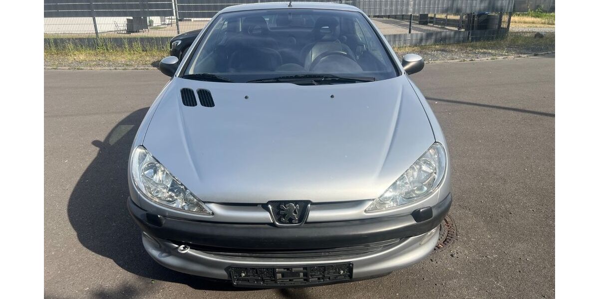 Peugeot 206 165.000 km 2.200 € Köln/Poll 51105