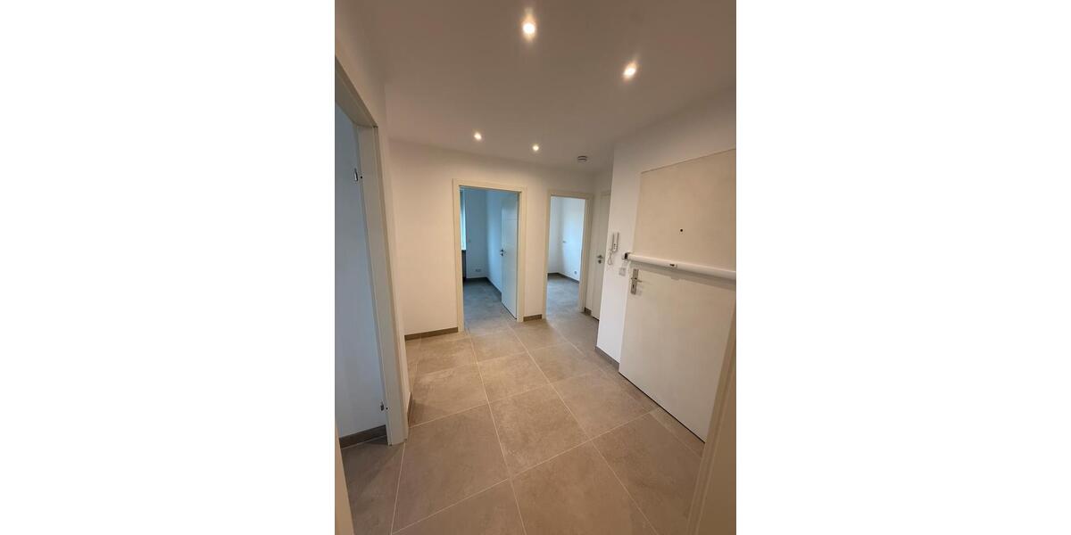 Etagenwohnung Steinbach (Taunus) - 3 Zimmer, 73 m&sup2;, 1.600&euro; | Angebot:25368724