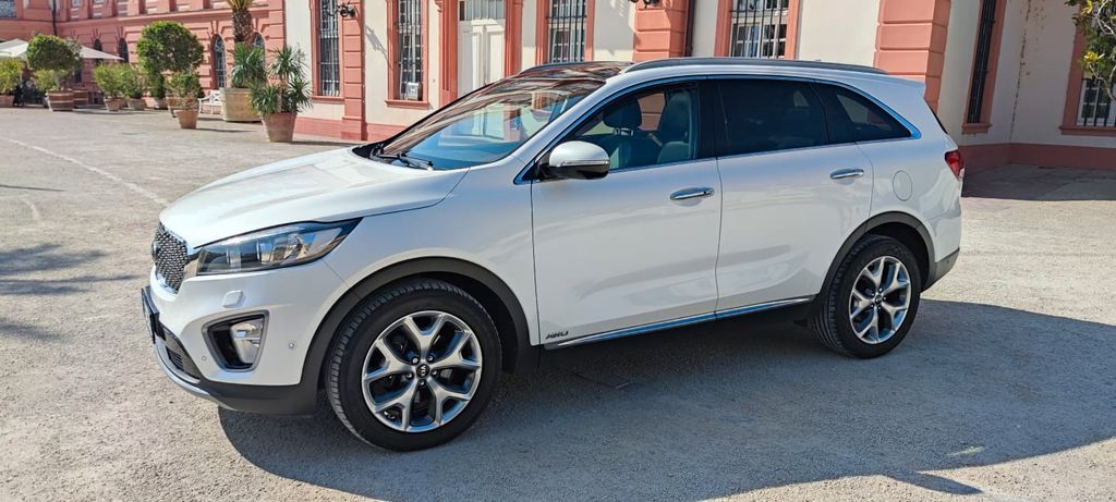 Kia Sorento 182.000 km 14.500 &euro; Wiesbaden 65201