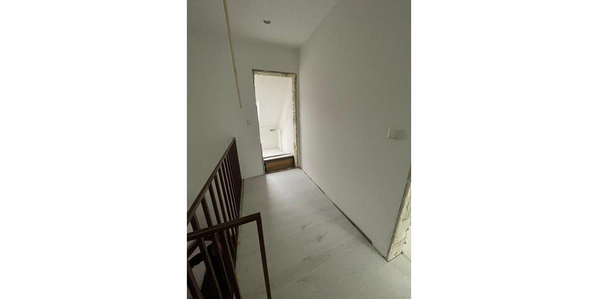 Reihenhaus Ingolstadt Friedrichshofen-Hollerstauden - 5.5 Zimmer, 150 m&sup2;, 2.500&euro; | Angebot:25922536