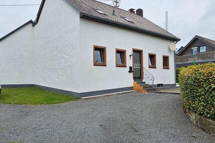 Haus Mehren - 6 Zimmer, 125 m&sup2;, 175.000&euro; | Angebot:26838481