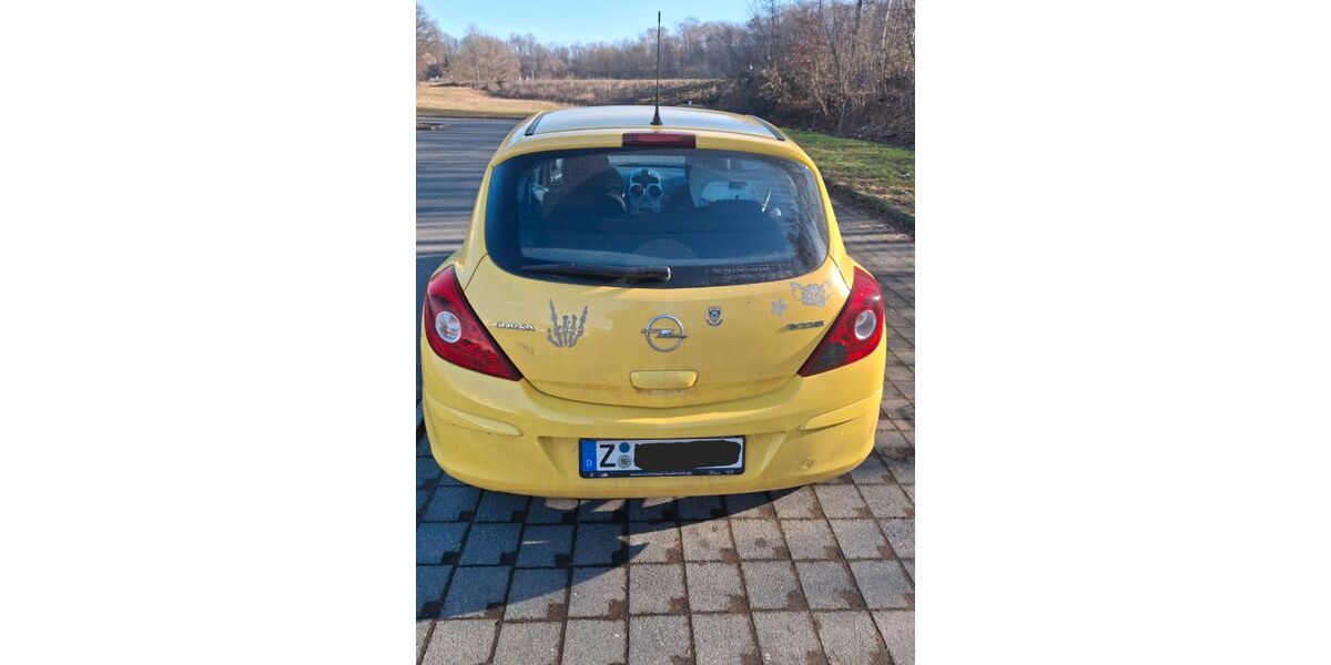 Opel Corsa 145.000 km 2.100 &euro; Wilkau-Haßlau 08112
