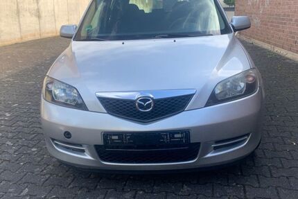 Mazda 2 155.000 km 2.850 &euro; Elz(Raum Limburg ad.Lahn) 65604