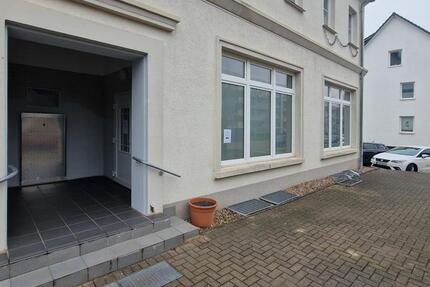 Helle Gewerbefläche in Boizenburg zu vermieten zimmer