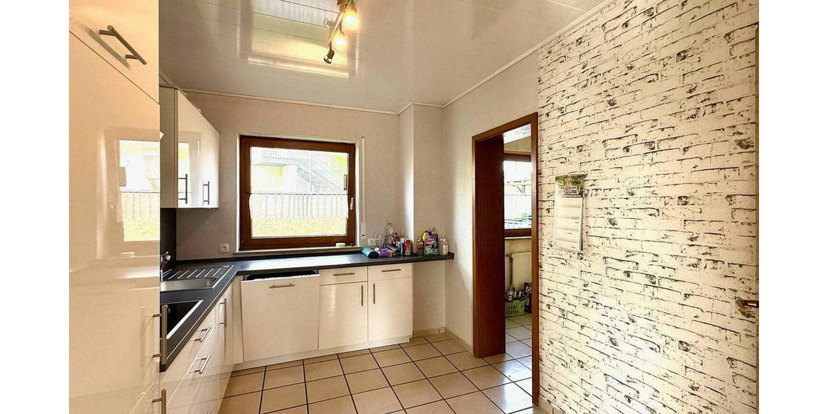 Einfamilienhaus Burbach Holzhausen - 8 Zimmer, 130 m&sup2;, 319.000&euro; | Angebot:26790503