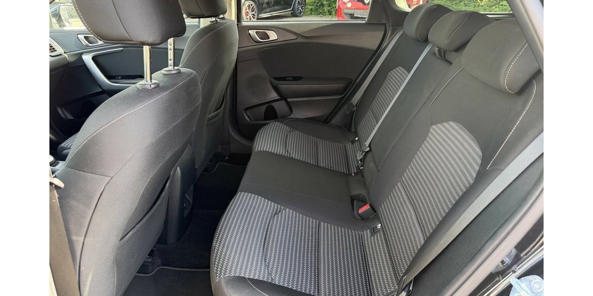 Kia cee´d Sportswagon Vision 1.5 T-GDI / SitzH 38.200 km 19.990 &euro; Donauwörth 86609