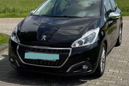 Peugeot 208 145.000 km 6.000 &euro; Ihlow 26632