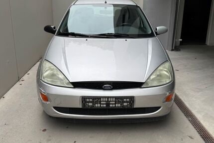 Ford Focus 184.642 km 799 € Rietberg 33397