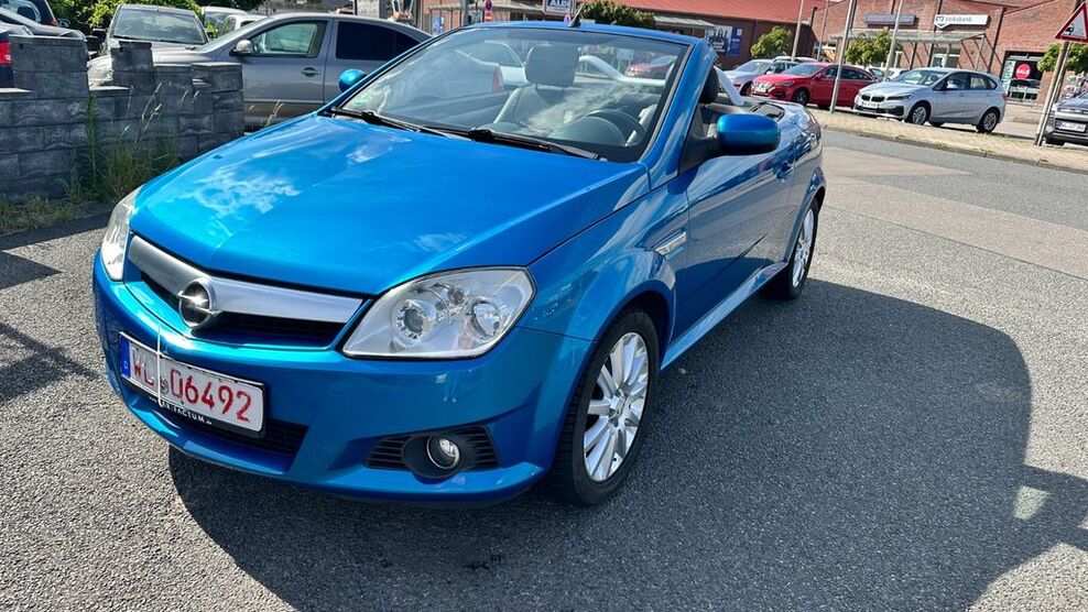 Opel Tigra 77.000 km 2.999 € Winsen/Luhe 21423