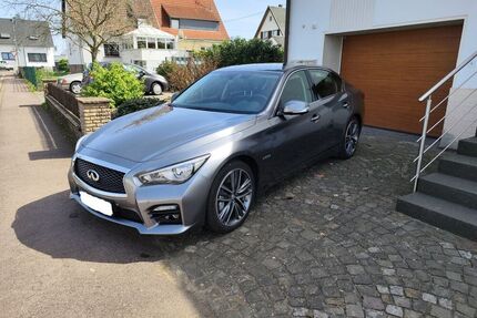 INFINITI Q50