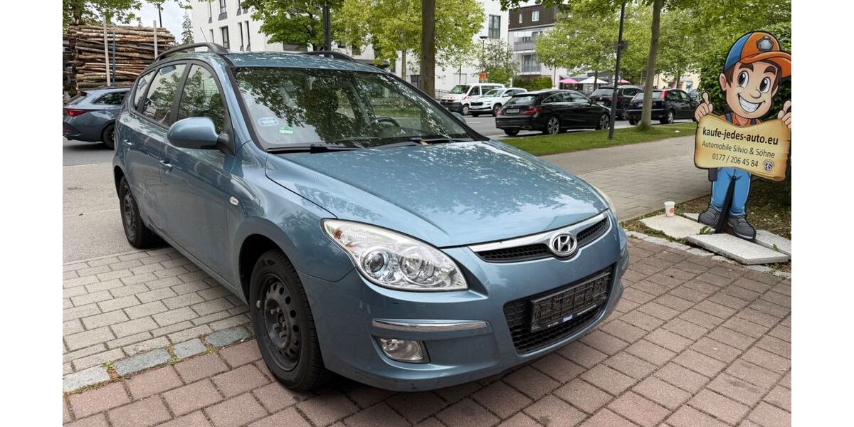 Hyundai i30 115.887 km 2.999 &euro; München 81929