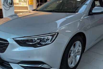 Opel Insignia 123.000 km 15.890 &euro; Bad Vilbel 61118