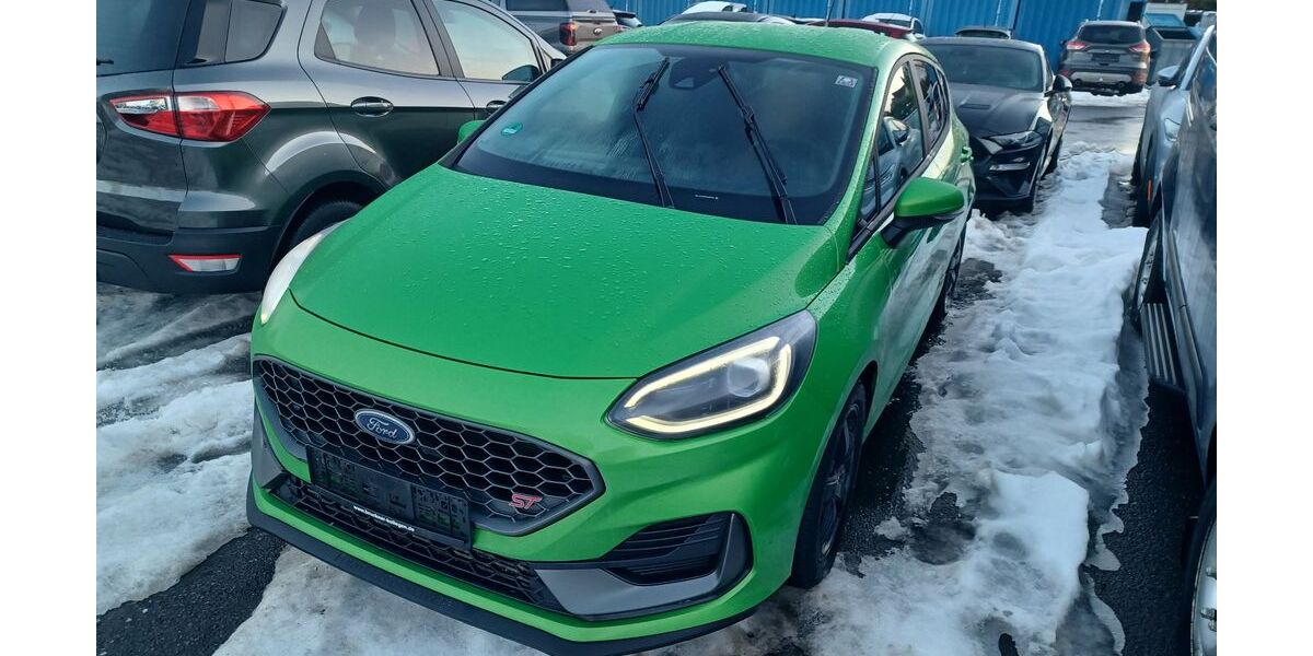 Ford Fiesta 55.350 km 21.490 &euro; Wiesau 95676