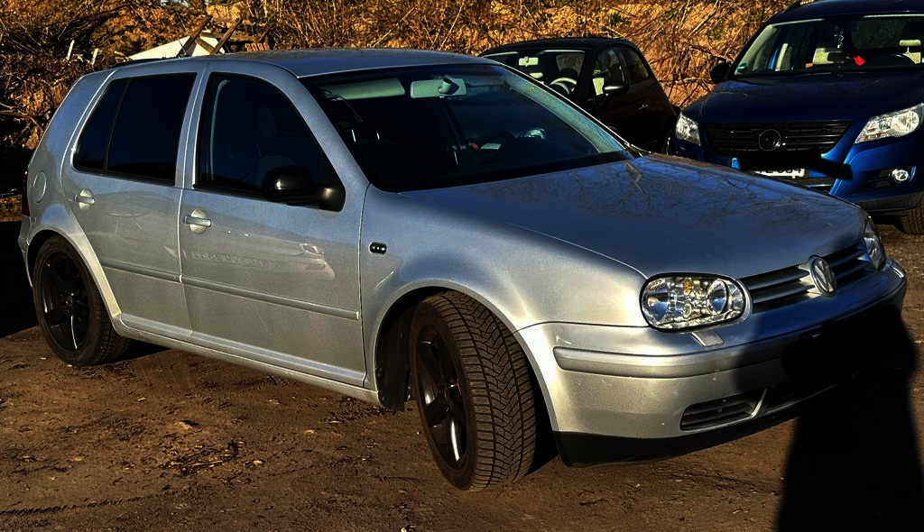 VW Golf 366.600 km 2.500 &euro; Kropp 24848