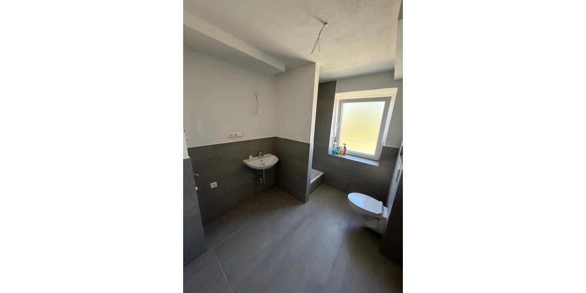Etagenwohnung Südheide Unterlüß - 6 Zimmer, 137 m&sup2;, 825&euro; | Angebot:26535461
