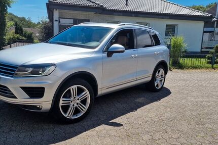VW Touareg 152.000 km 22.900 &euro; Hückeswagen 42499