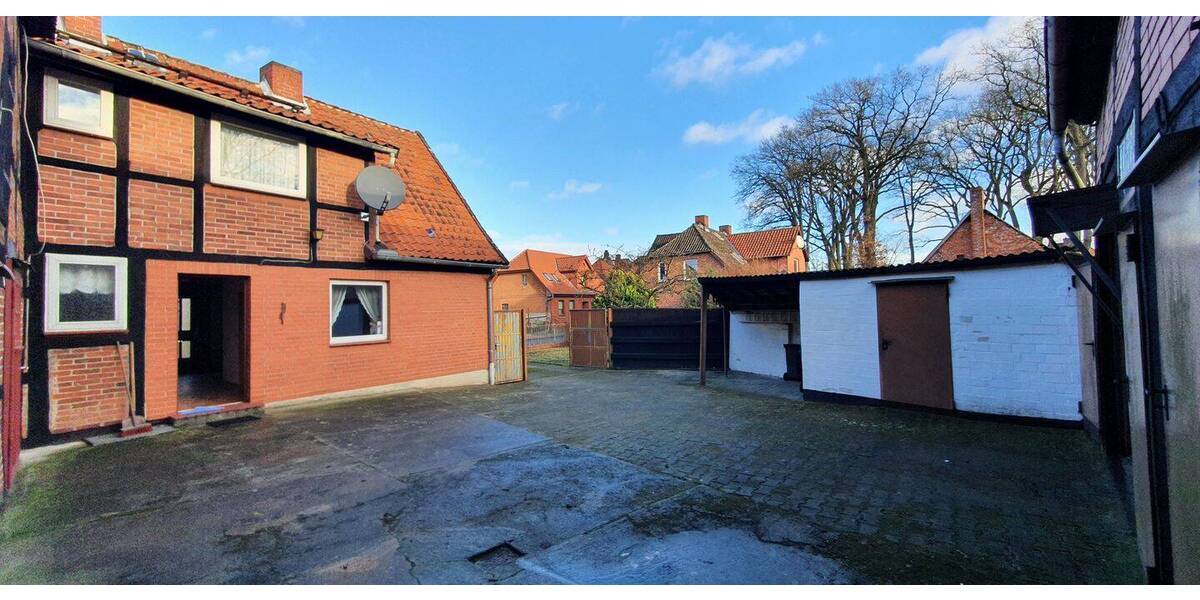 Stadtnahes Wohnen auf großem Grundstück - Viel Platz für Ihre Ideen - Einfamilienhaus Dannenberg | Angebot:26019453