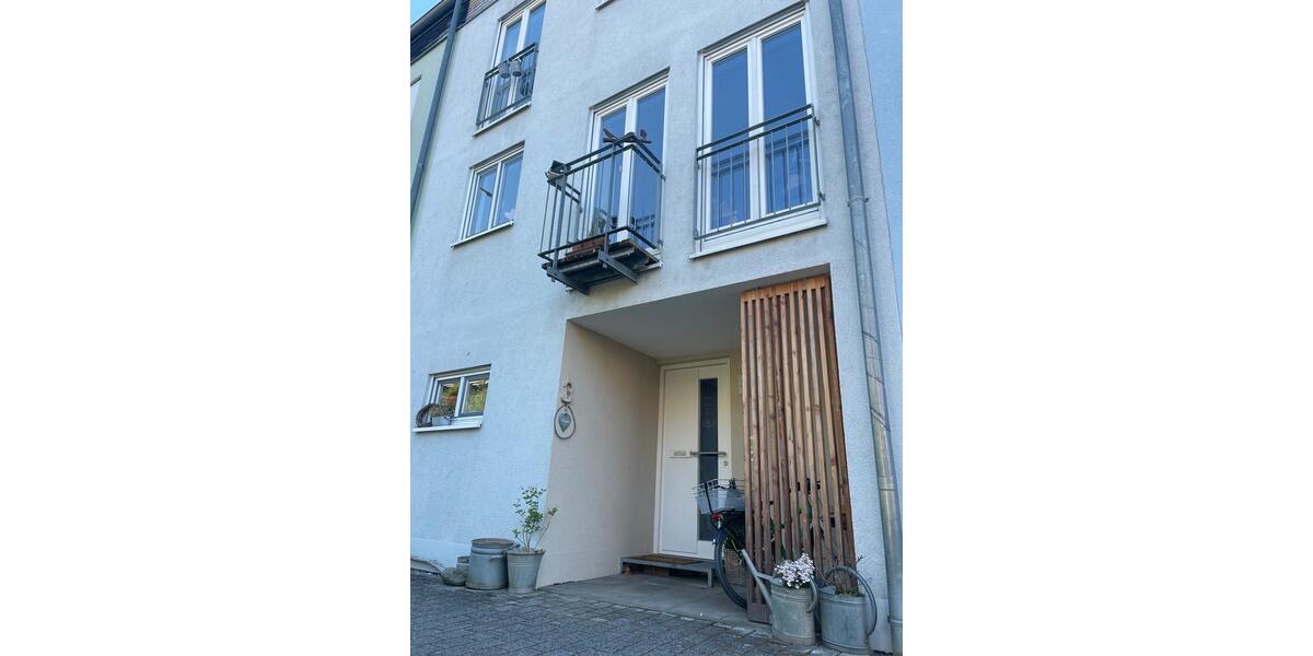 Reihenhaus Singen (Hohentwiel) - 4.5 Zimmer, 142 m&sup2;, 565.000&euro; | Angebot:26727347