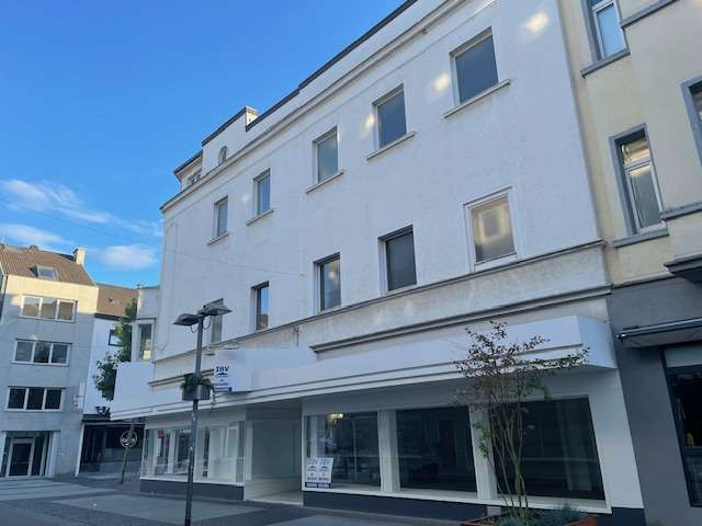 Haus zum Kaufen in Eschweiler 649.400 € 375 m²