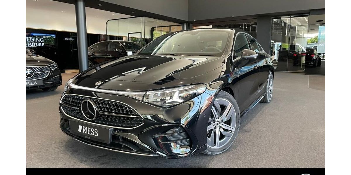 Mercedes-Benz CLA 180 9.000 km 54.127 &euro; Ravensburg 88214
