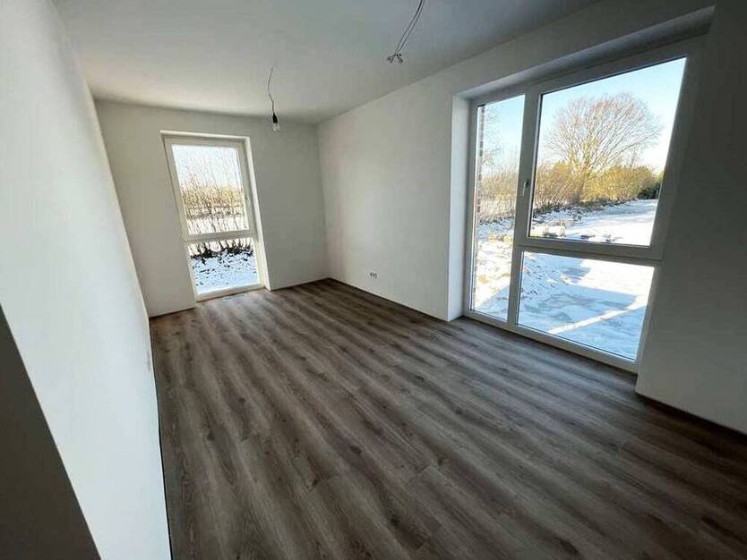 Wohnen im Grünen - Moderne Doppelhaushälfte