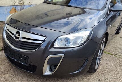 Opel Insignia 146.000 km 8.900 &euro; Meissen 01662
