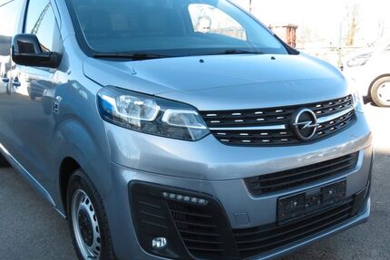 Opel Vivaro 28.100 km 14.500 &euro; Rosenheim 83026